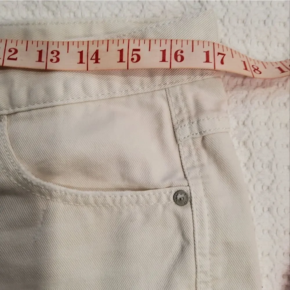 Free People Women's Distressed Cutoff Shorts Size 27